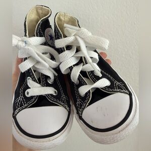 Converse Toddler Kids Size 5 high Tops